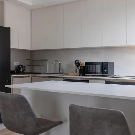 Huge 3 Bedroom Apartment With River View Belgrade Exterior photo